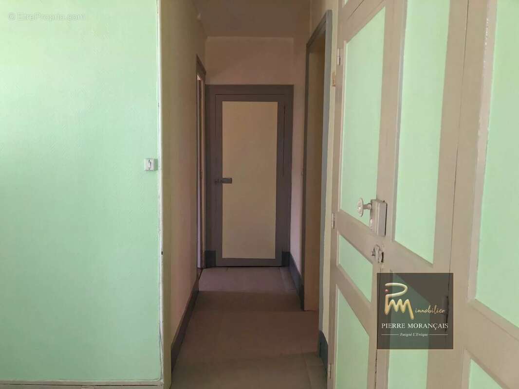 Appartement à BESSE-SUR-BRAYE