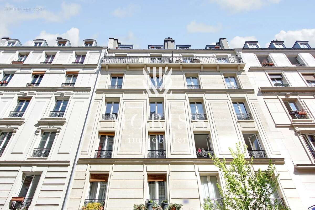 Appartement à PARIS-11E