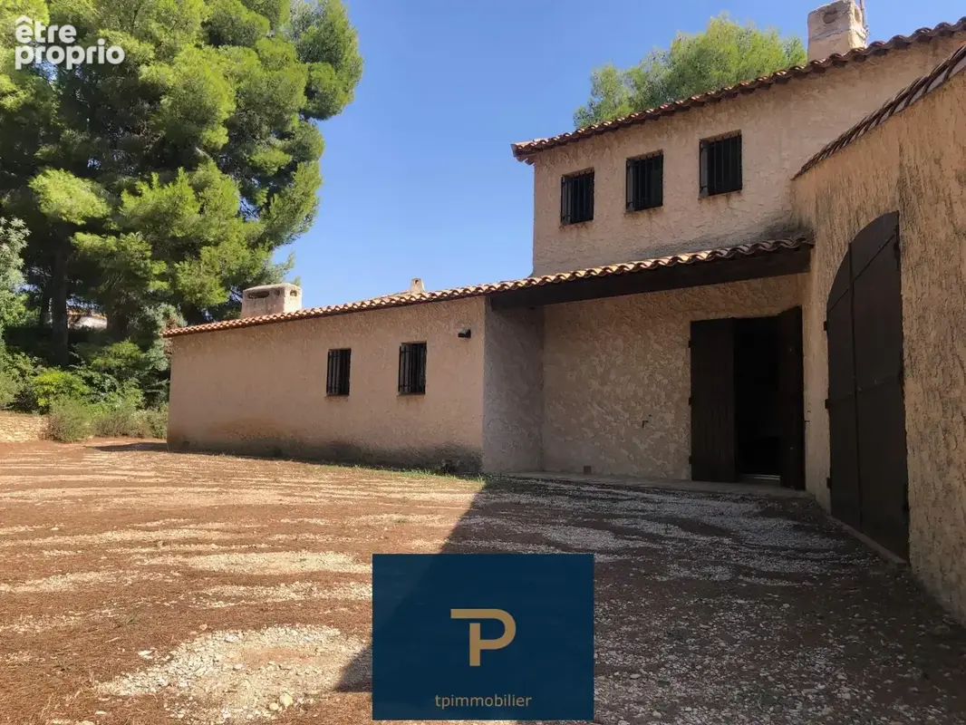 Maison 5 pièces 110 m² à vendre à Saint-Cyr-Sur-Mer (83270) - photo 7