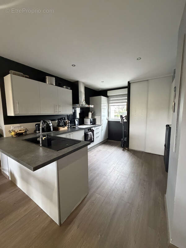 Appartement à PETIT-COURONNE