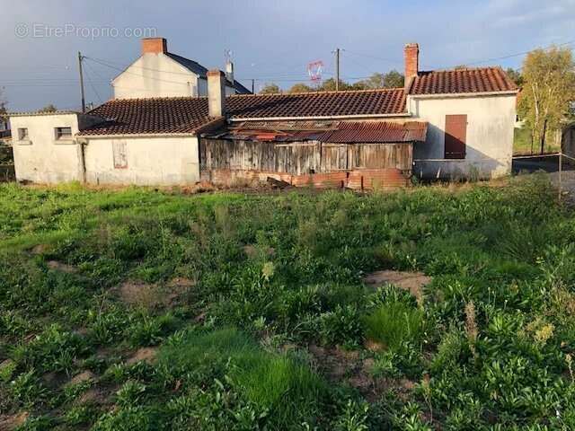Maison à BOUGUENAIS