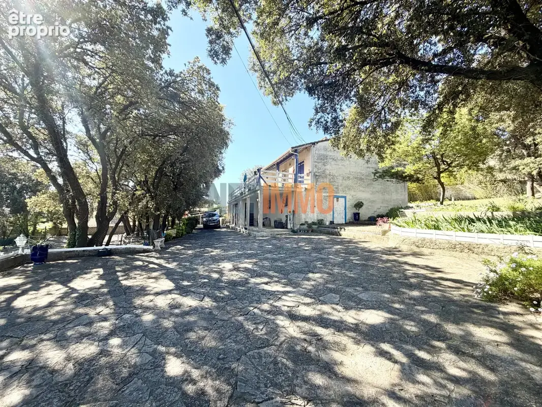Maison avec piscine et grande parcelle divisible - photo 12
