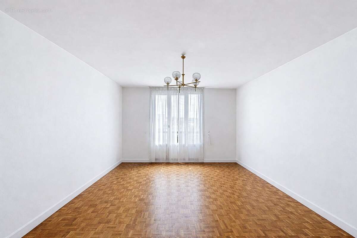 Appartement à MAISONS-ALFORT