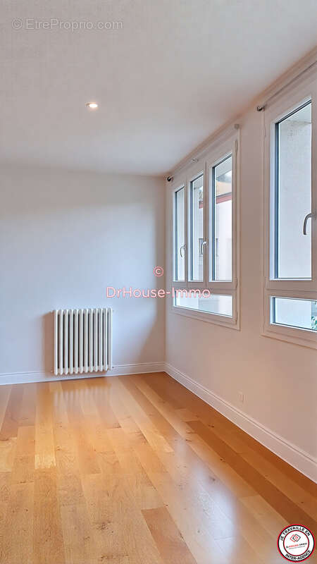 Maison à SAINT-CERE