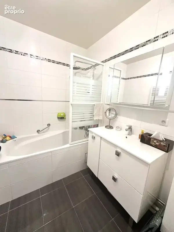À vendre – bel appartement 3 pièces de 64 m² avec grand box - photo 4