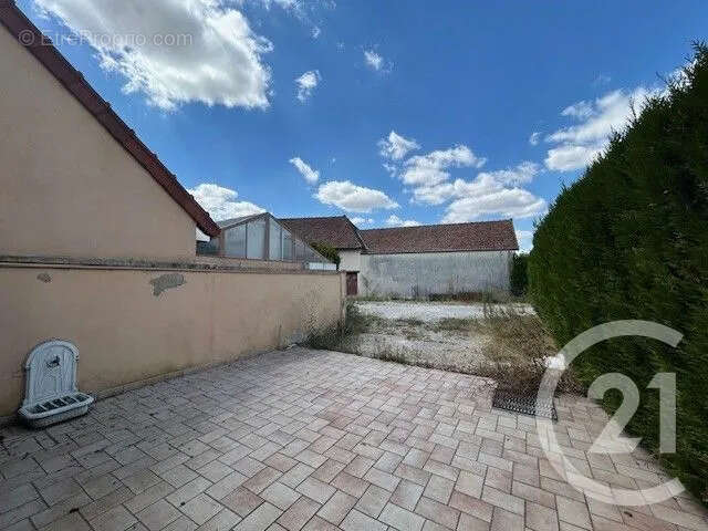 Maison 114 m² à Vaudes  - photo 5