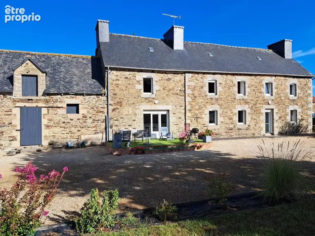 Maison à LANGOAT