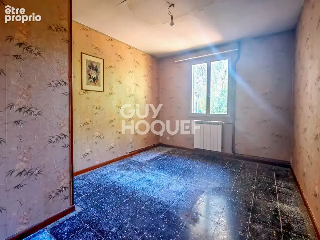 Mormoiron, Maison Plain Pied de 126 m² - 3 chambres - 735 m² de terrain - photo 7