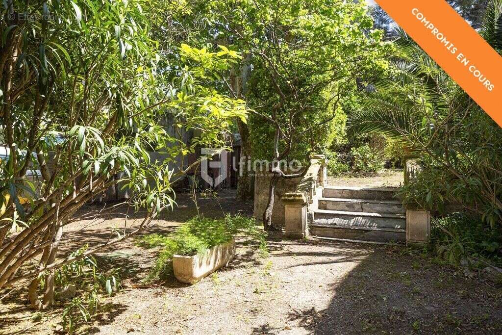 Maison à MARSEILLE-8E