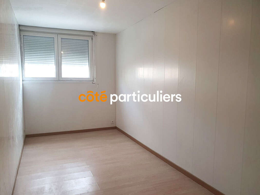 Commerce à ABLON-SUR-SEINE