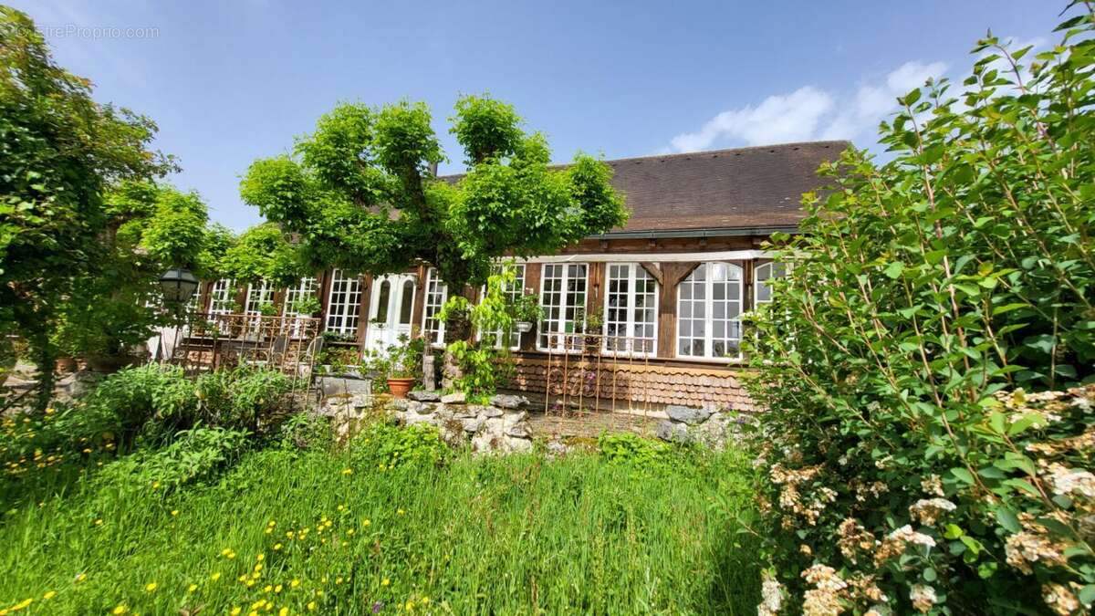 Maison à ECHOURGNAC