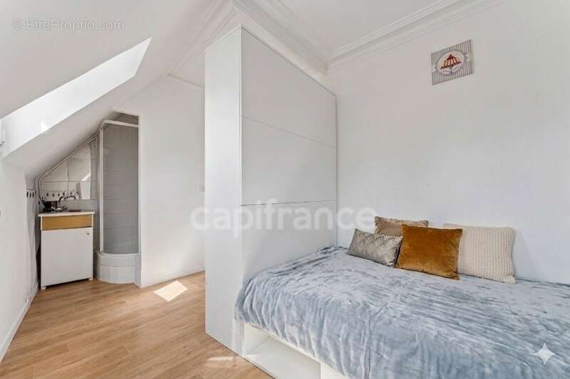 Appartement à PARIS-7E