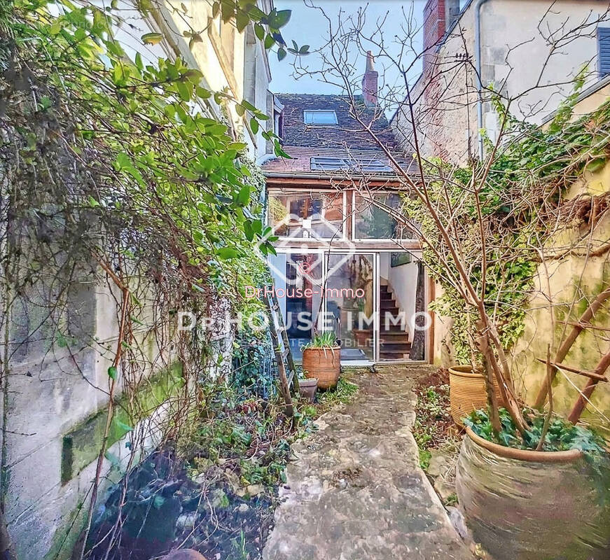 Maison à BUZANCAIS