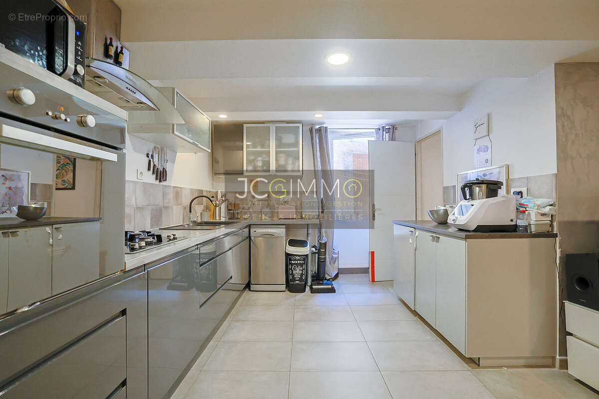 Maison de village T4 de 117m2 hab / AUCUNS TRAVAUX - photo 2