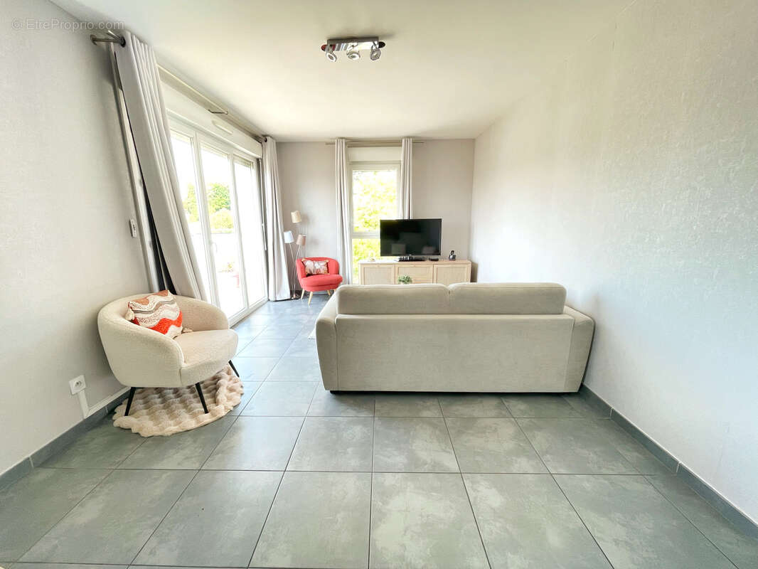 Appartement à VERNAISON