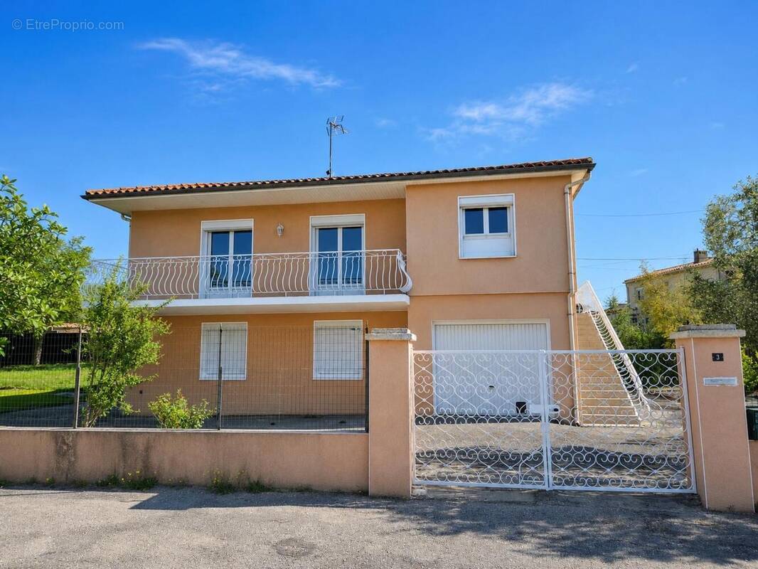 Photo 1 - Maison à PENNAUTIER