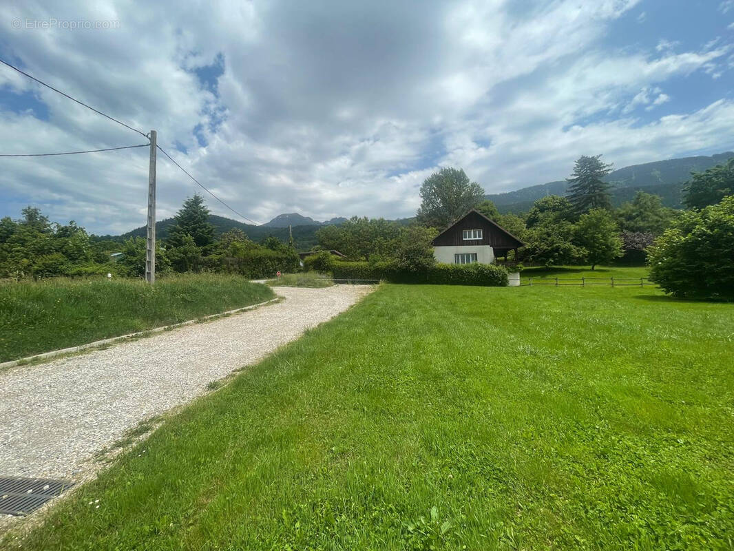 Terrain à SAINT-MARTIN-D&#039;URIAGE