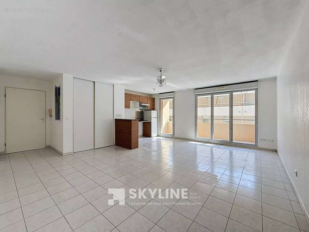 Appartement 73 m² à Marseille-3e  - photo 4