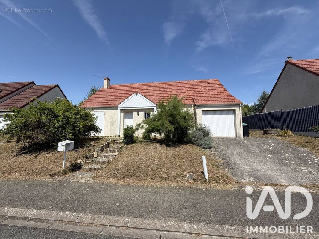 Photo 1 - Maison à GALLARDON