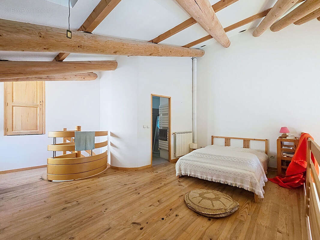 Maison à ROCHEFORT-DU-GARD