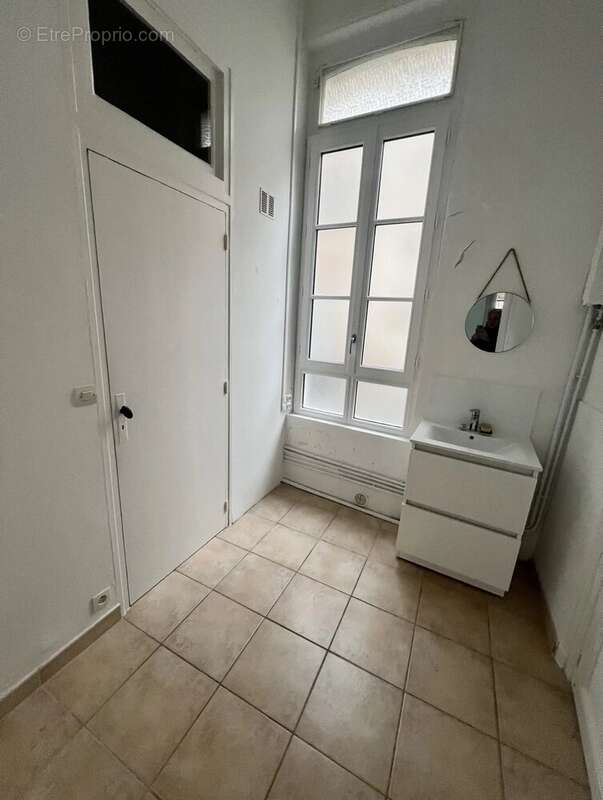 Commerce à TROUVILLE-SUR-MER