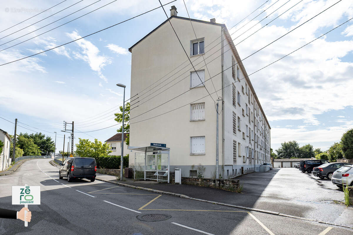 Appartement à SAINT-SEBASTIEN-SUR-LOIRE