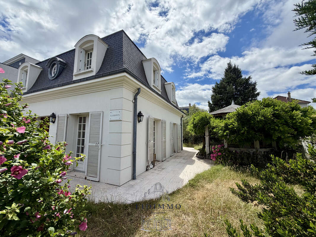 4279 - Maison 5 pièces Ormesson-sur-Marne - photo 17