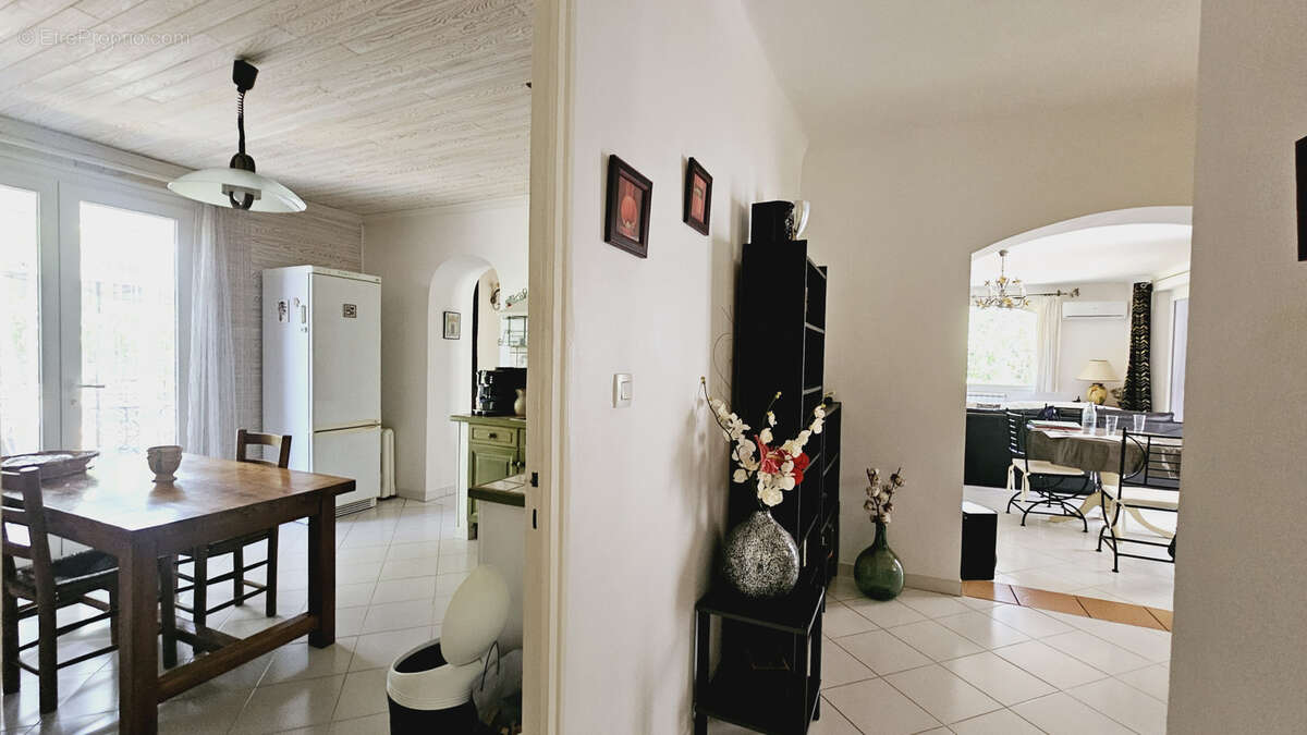 Maison à LA CADIERE-D'AZUR