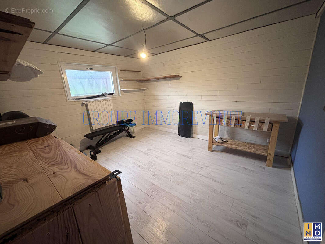 Maison à LA CHAPELLE-SAINT-URSIN