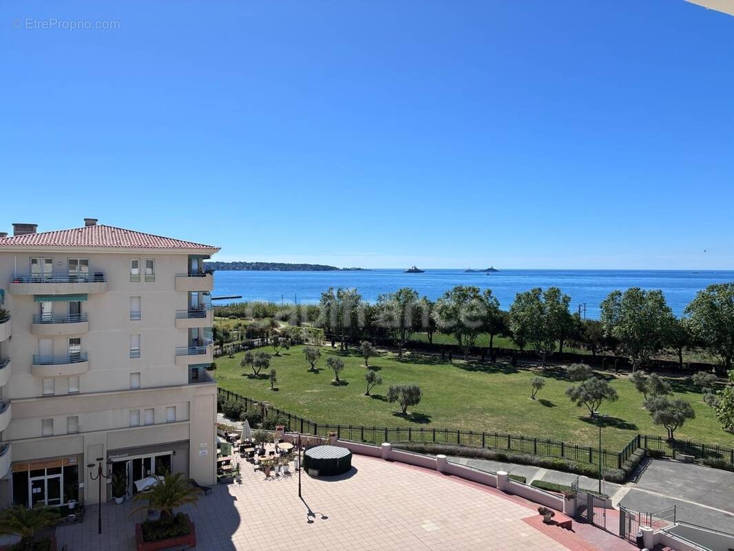 Appartement 2 pièces 30 m² · à Antibes · 30 m² · 217 000 €