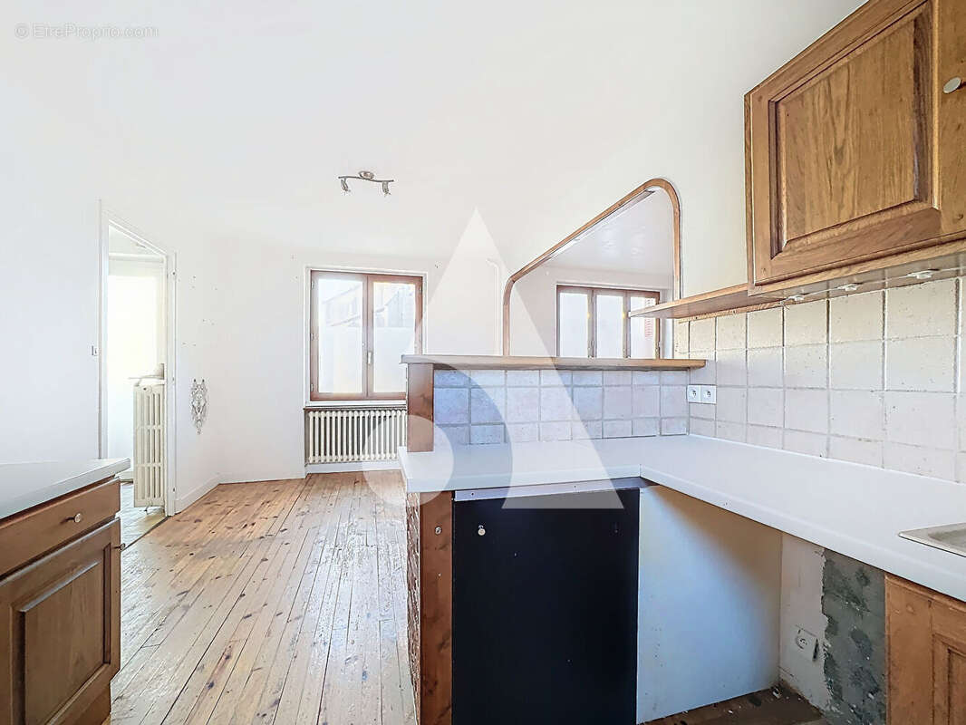 Maison à ROZIER-EN-DONZY