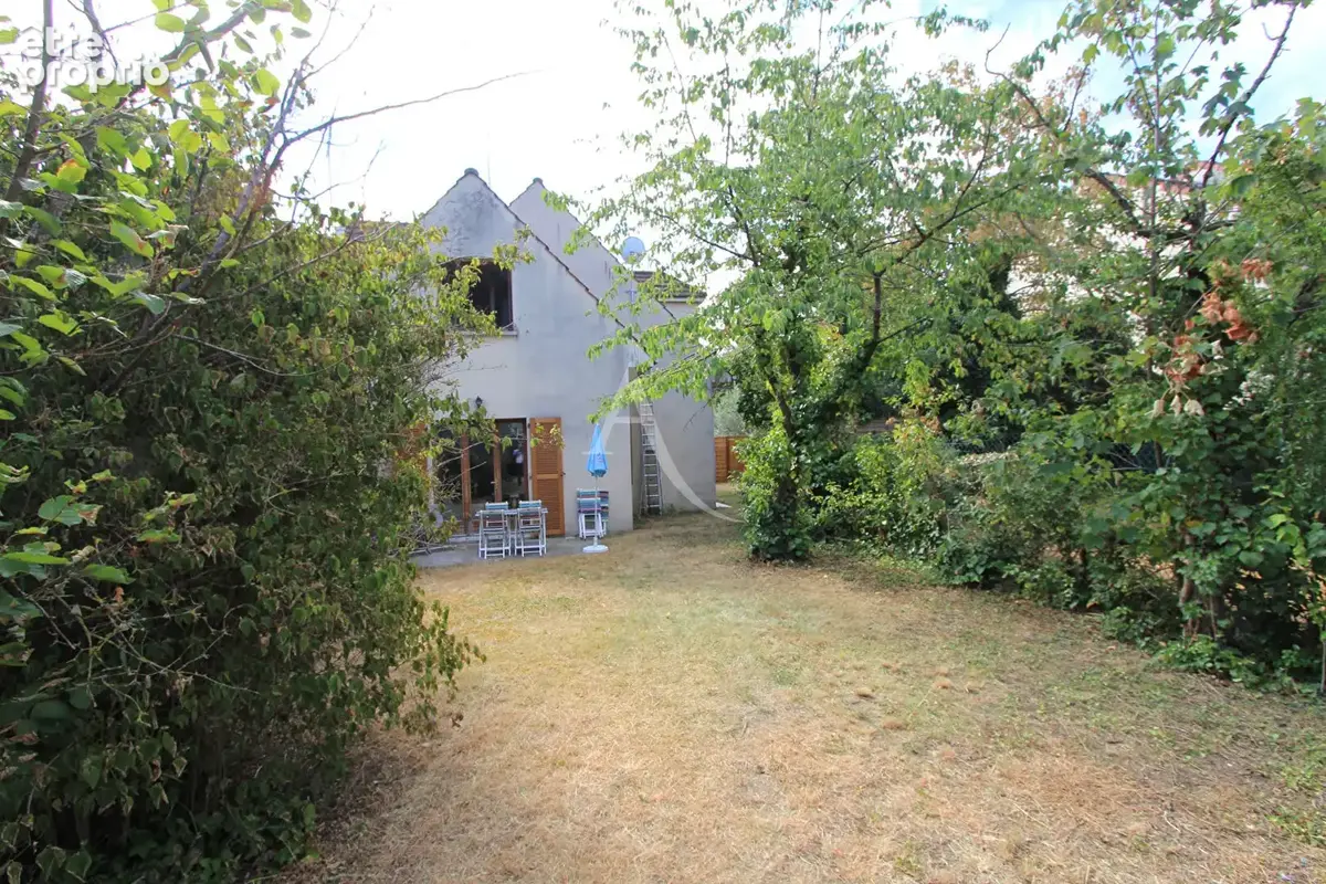 Photo Maison à Rueil-Malmaison au prix de 1 015 000€
