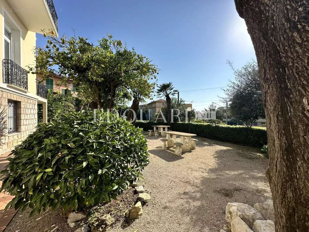 Appartement à MENTON