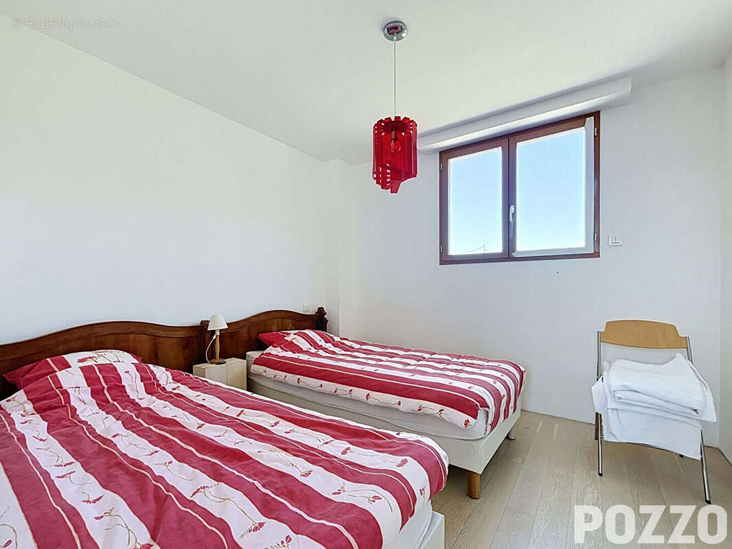 Maison Jullouville 5 pièce(s) 165 m2 - Maison ossature bois - 930 m² de terrain - photo 11