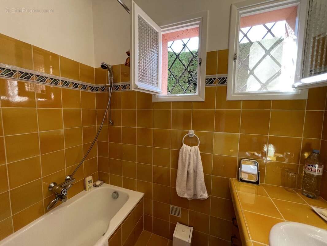 Maison à SAINT-RAPHAEL