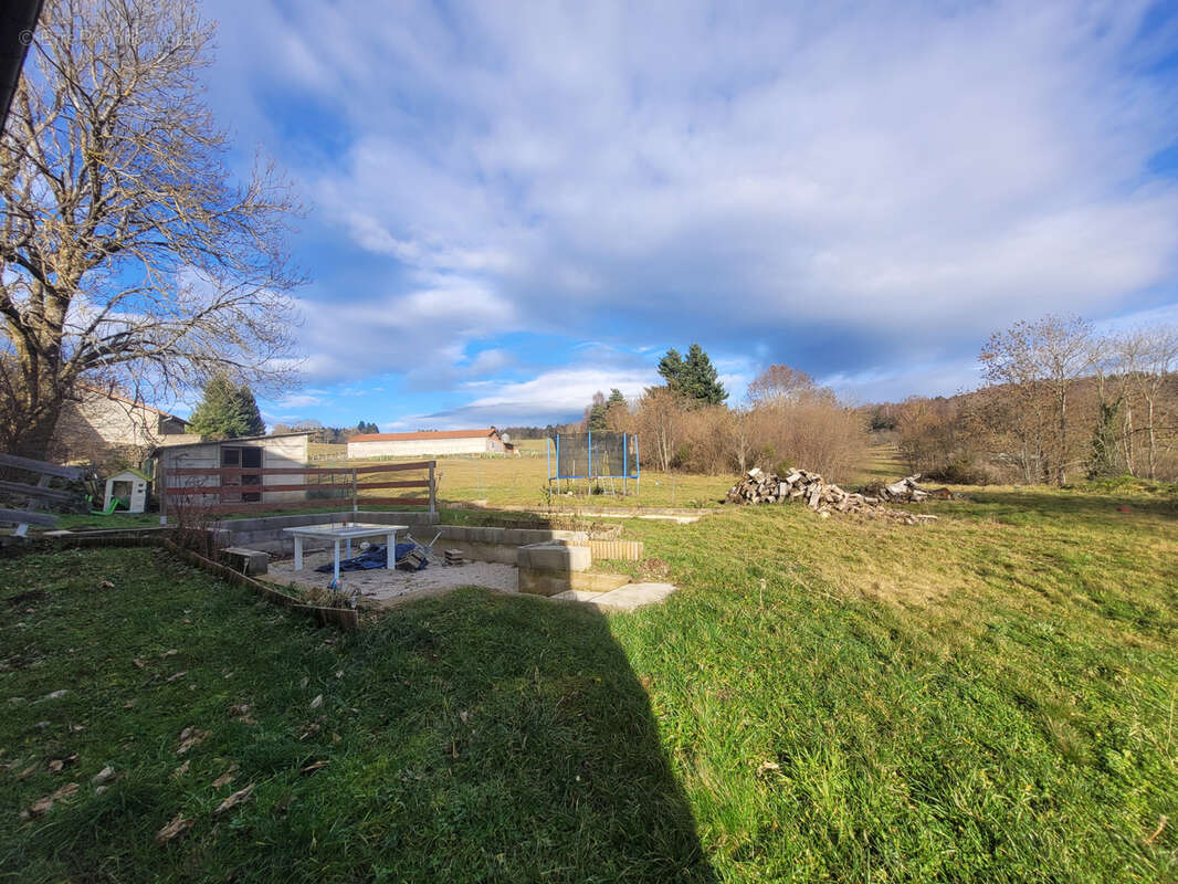 Maison à ESTIVAREILLES