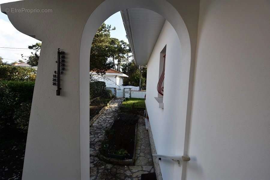 Maison à SAINT-GEORGES-DE-DIDONNE