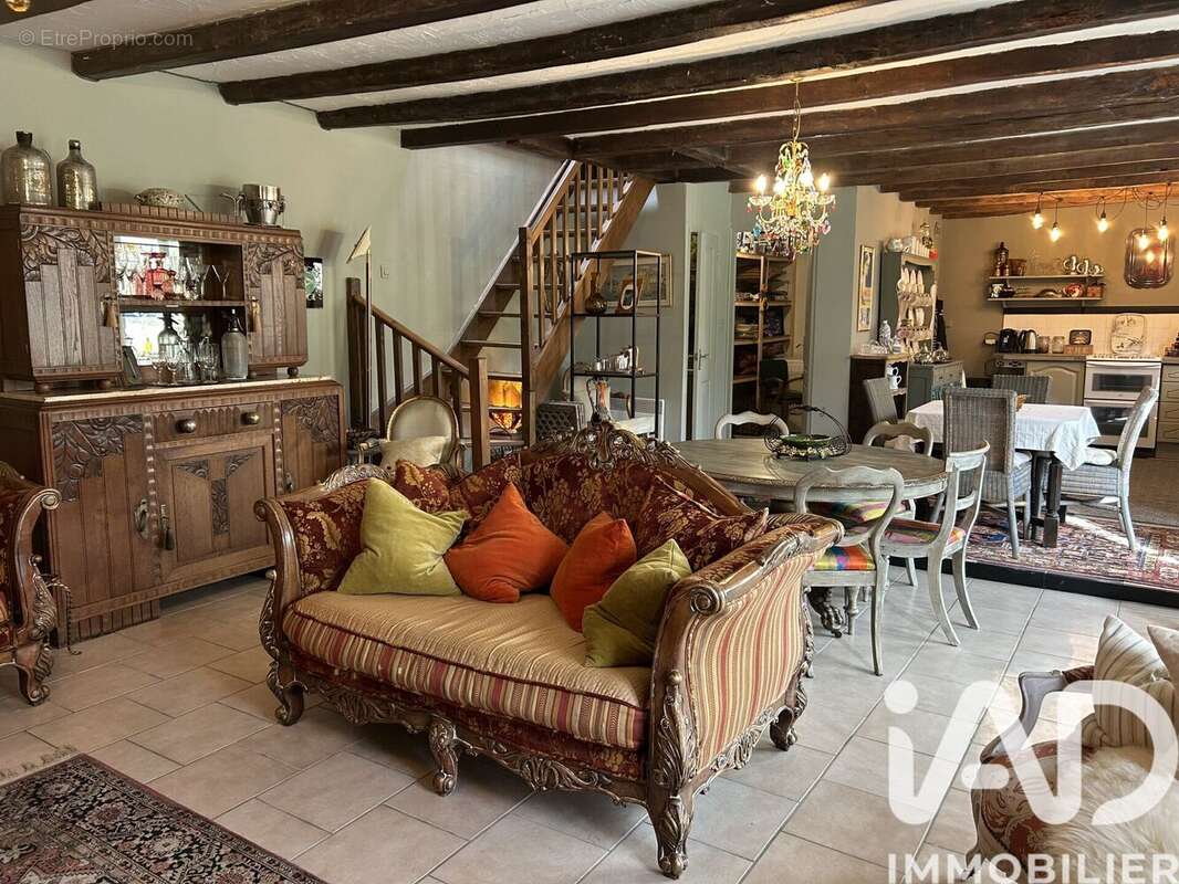Maison 117 m² à Merillac  - photo 5