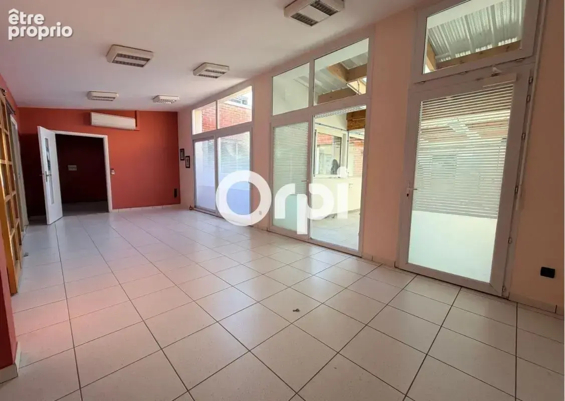 Bien Commercial À Vendre - photo 5