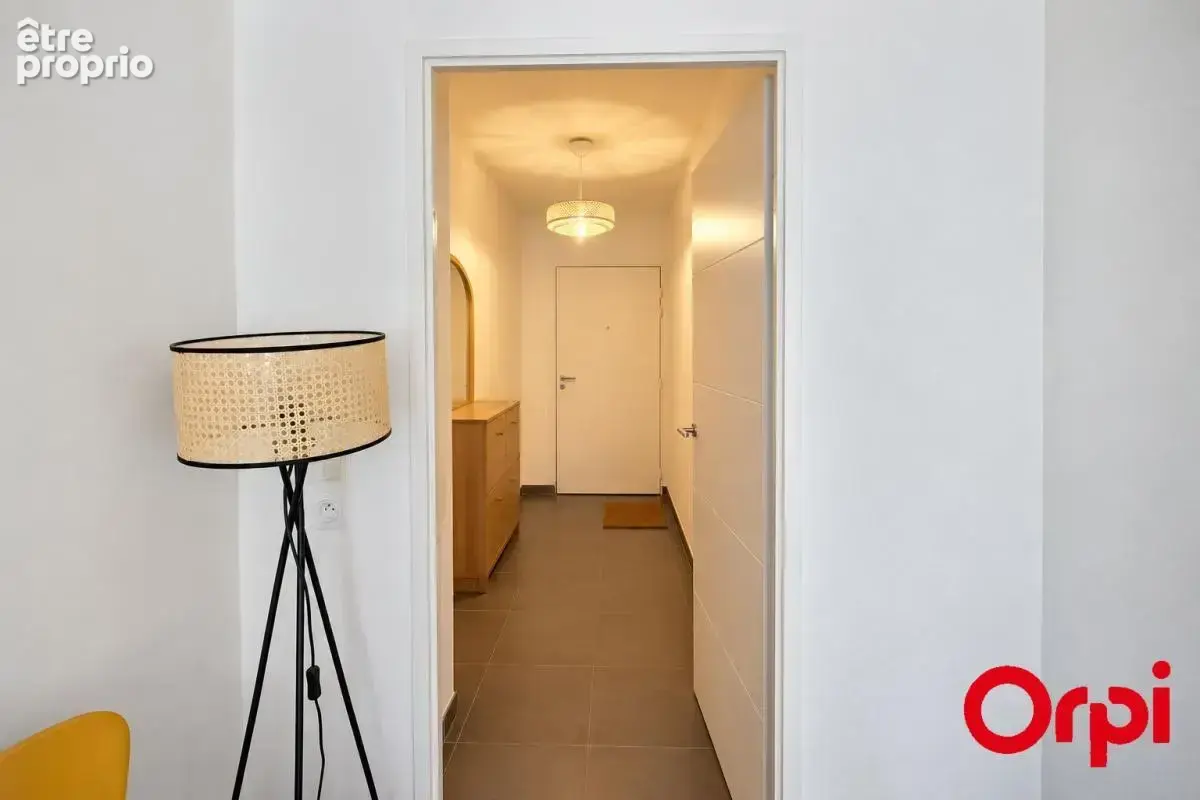 Appartement T3 - 2ème étage -  Résidence Carré Michelet + Terrasse + Place privée - Marseille 13009 - photo 6