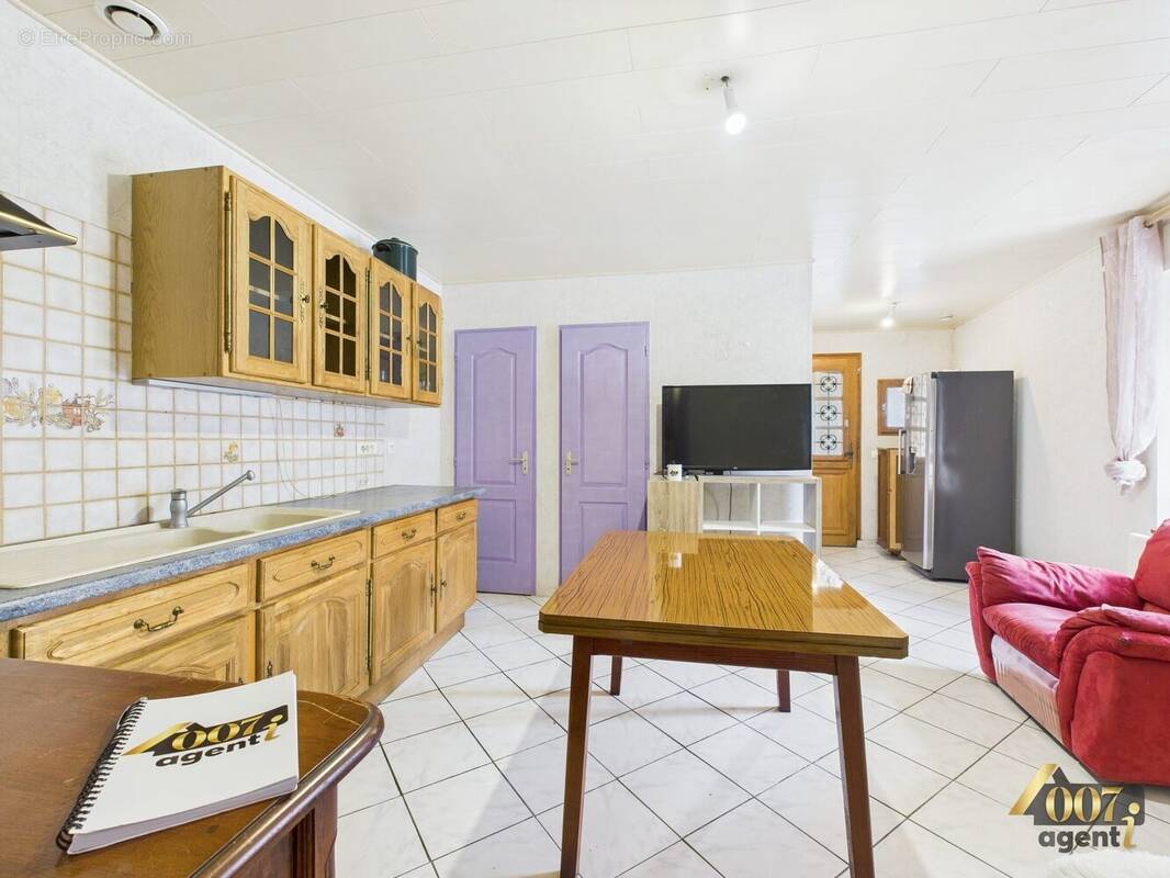 Appartement à SAINT-PIERRE-D'ALBIGNY