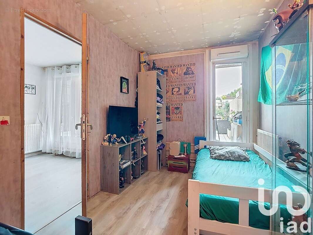 Photo 9 - Appartement à SAVIGNY-LE-TEMPLE