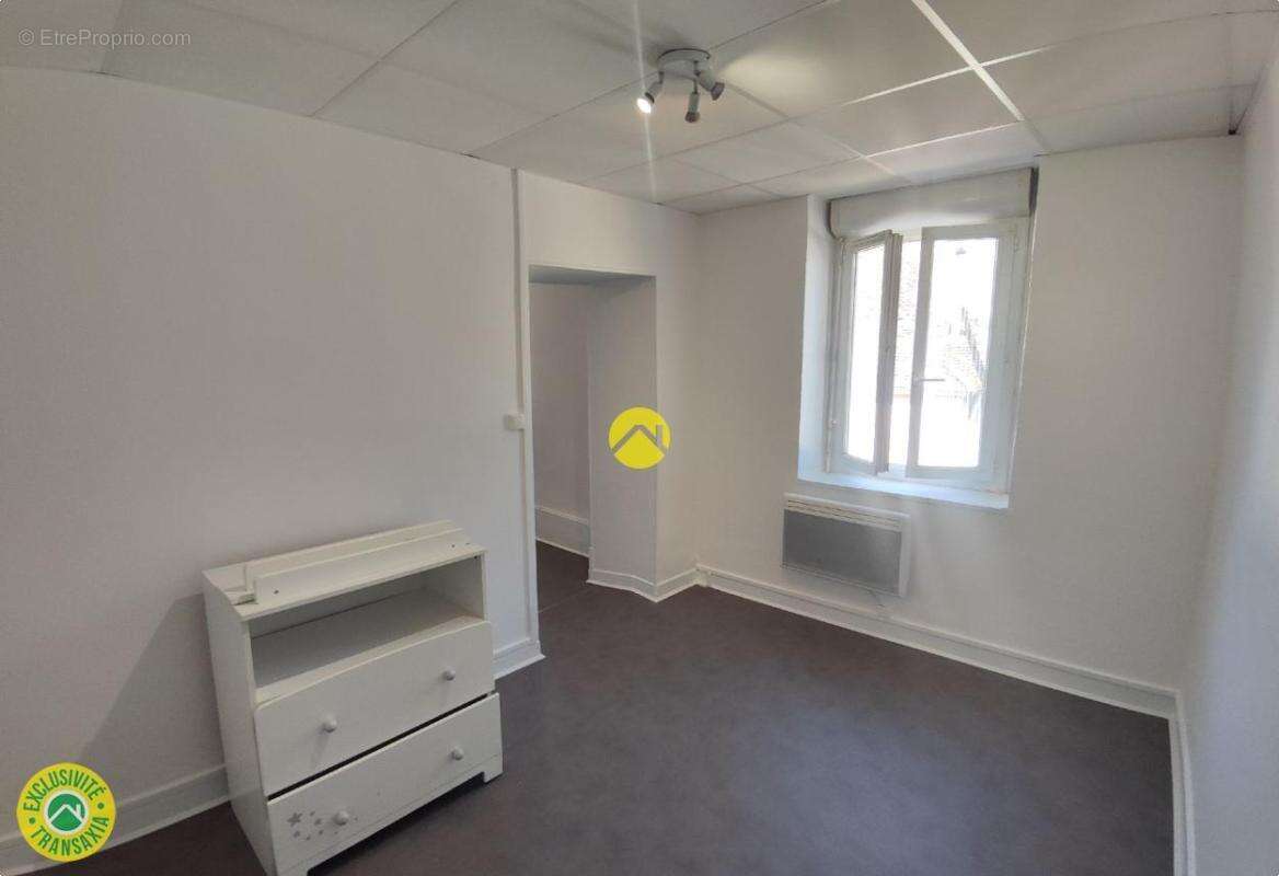 Immeuble de rapport en centre-ville - photo 12