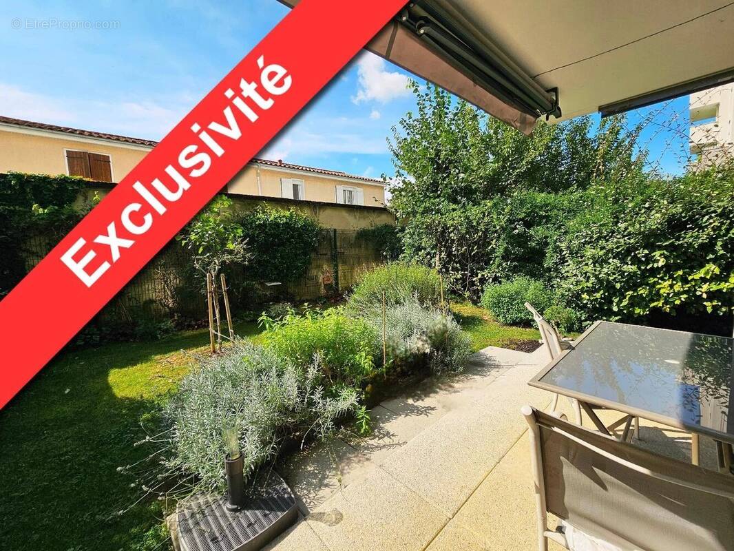 Appartement à DECINES-CHARPIEU