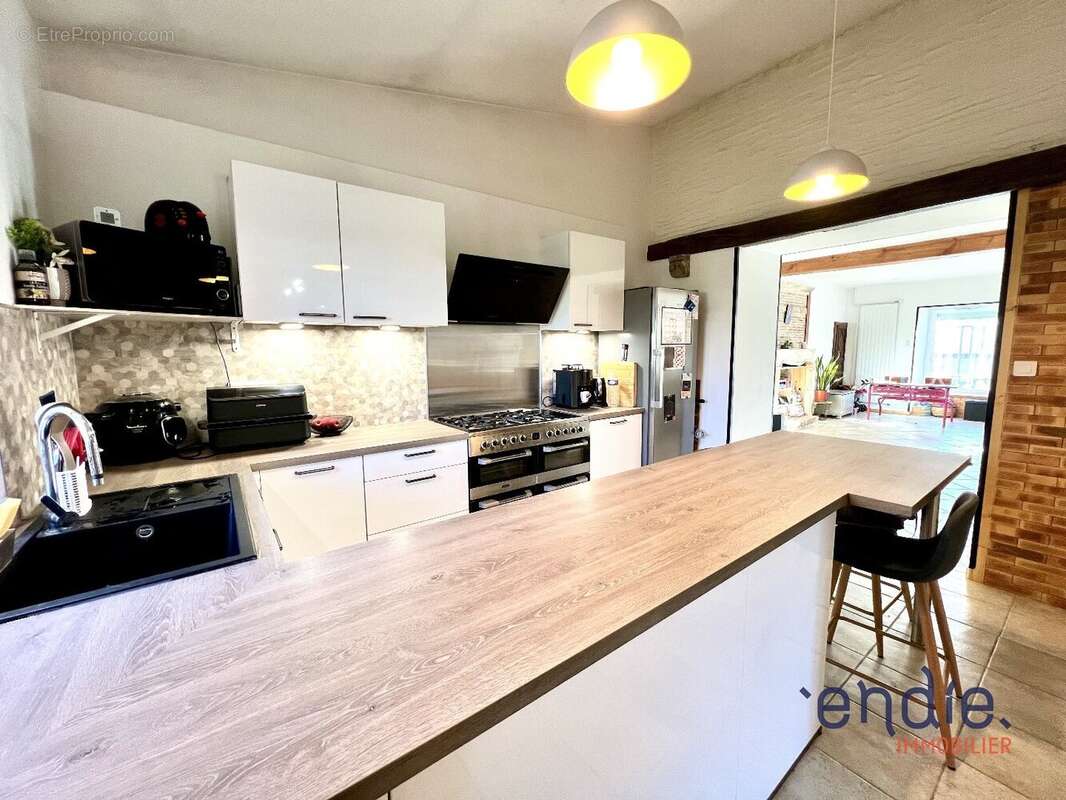 Maison à NEUVILLE-DE-POITOU