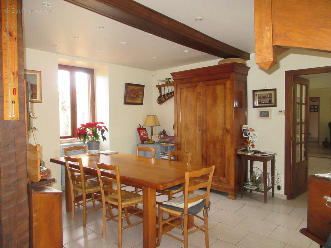 Maison à BAZAIGES