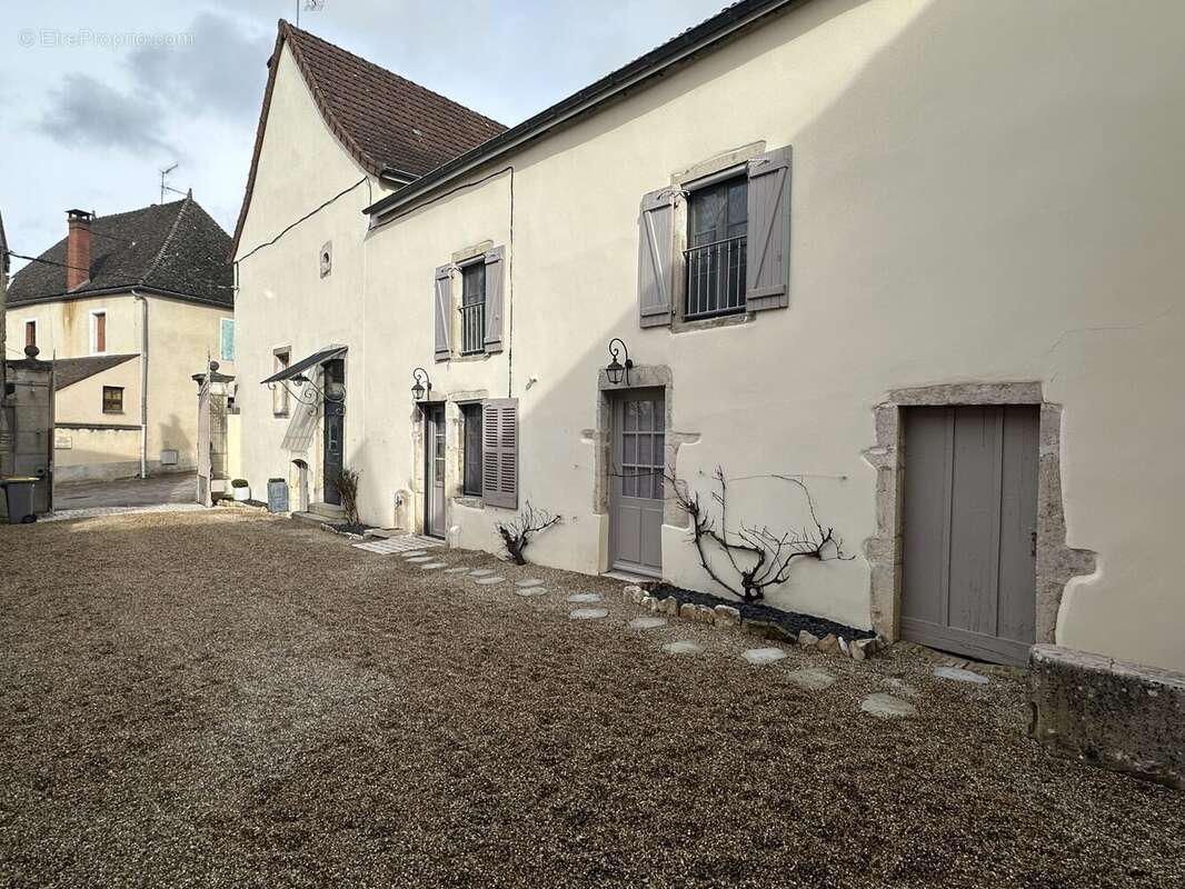 Maison à MEURSAULT