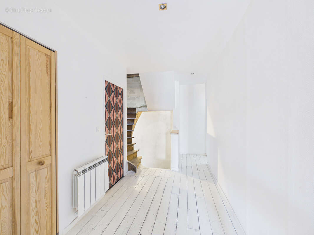 Maison à CRAPONNE-SUR-ARZON