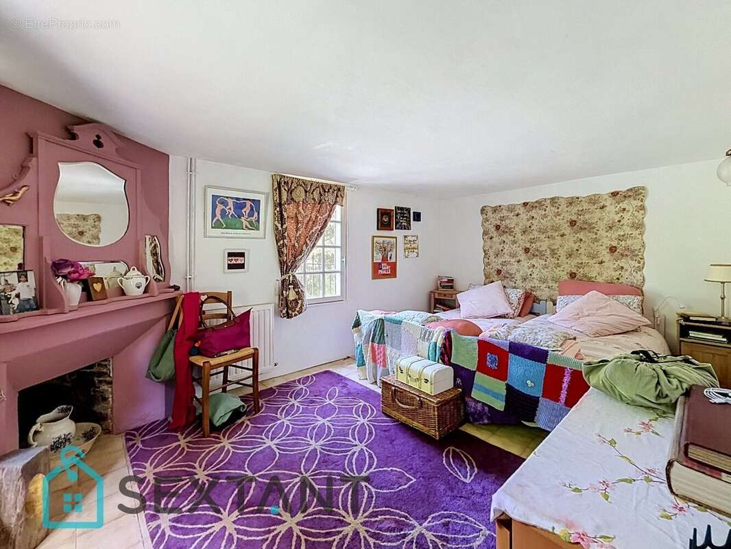 Maison de charme avec jardin dépendance et garage - photo 8