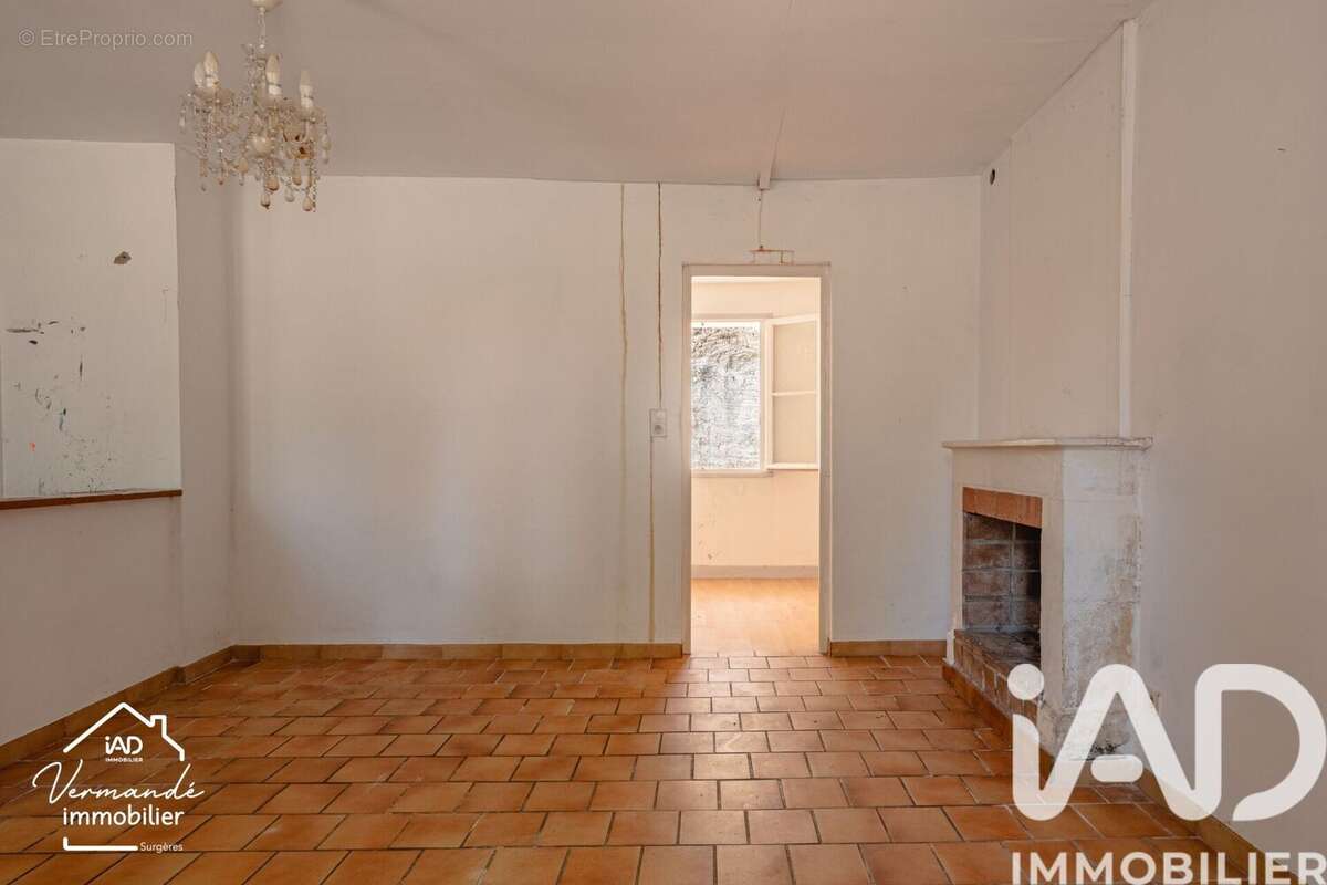 Maison 75 m² à Muron  - photo 5